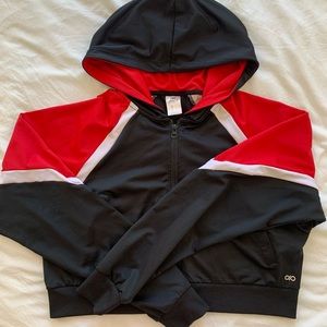 INFINITE PERFORMANCE Black Spandex Crop Sweater